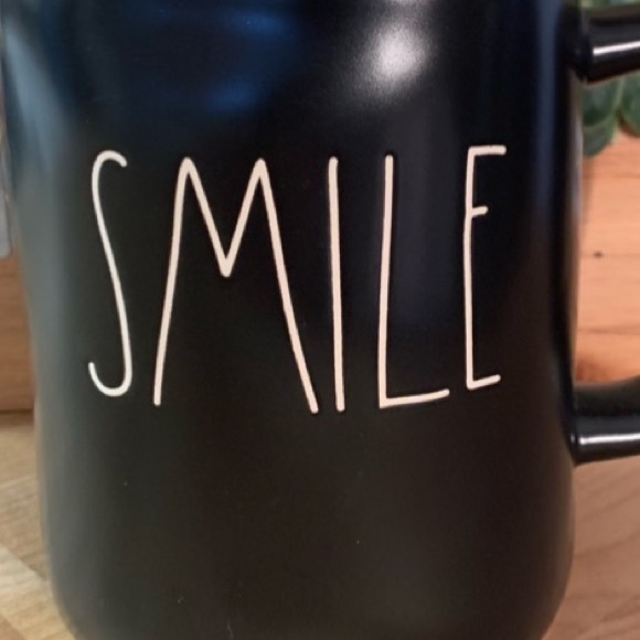 RAE DUNN BY MAGENTA “SMILE” LL BLACK CERAMIC MUG - Picture 3 of 5